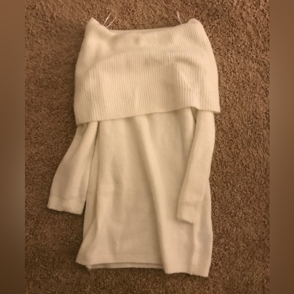 Off-Shoulder Knit Sweater Dress - Picture 4 of 5